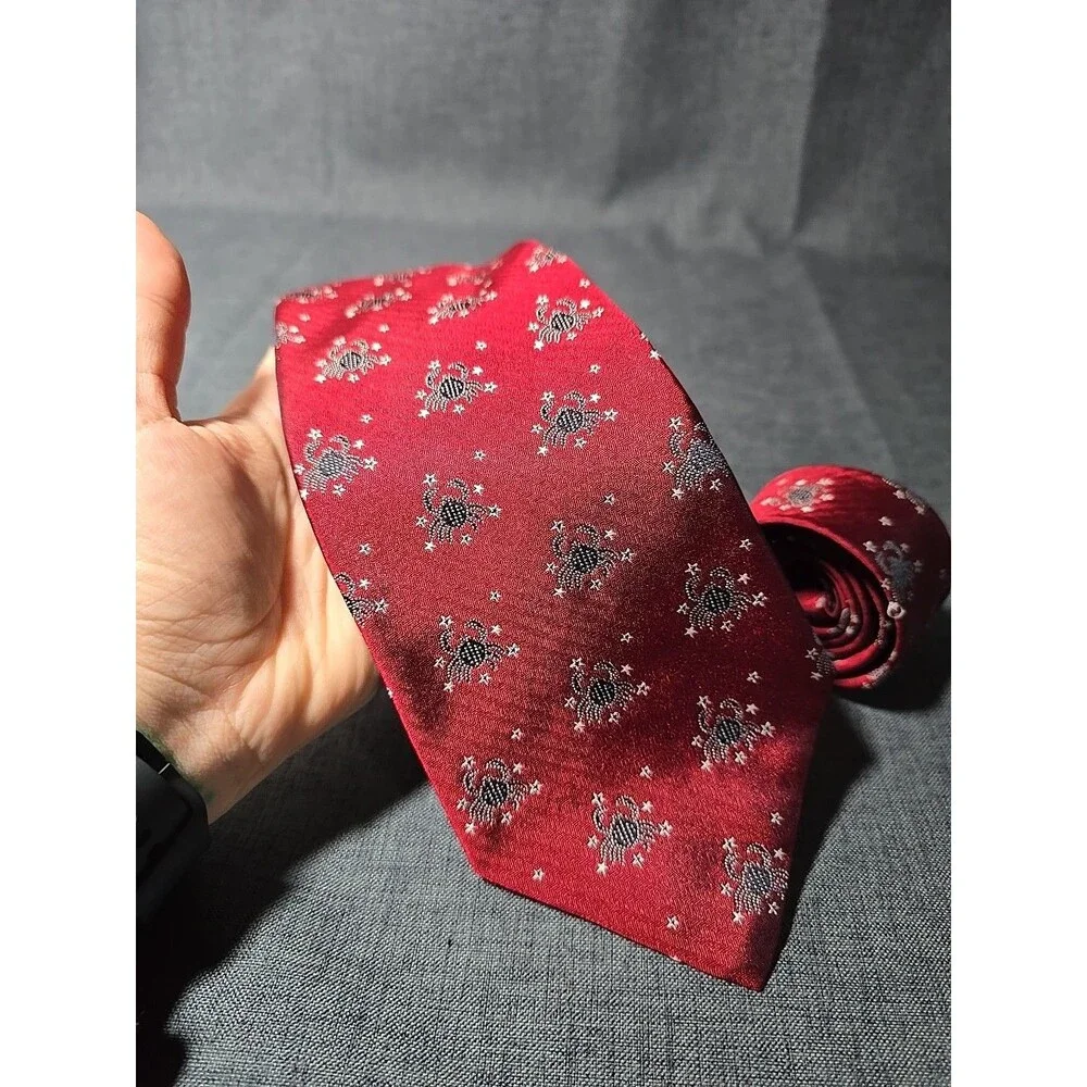 Vintage Tommy Hilfiger Astrology Cancer Crab & Stars Red Tie 100% Silk Witchy